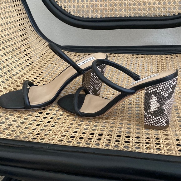 Steve Madden Mules - Picture 2 of 4